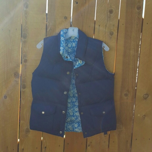 Reversible vest - Picture 1 of 3